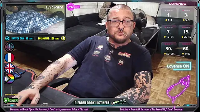 XXX chat uživo modela Law_Leek