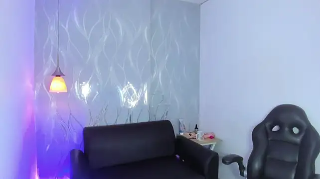 دردشة AshSweet الجنسية المباشرة