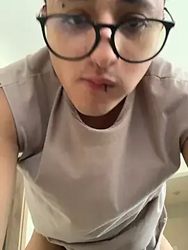 Chat XXX Live Adonibaskerville4