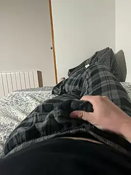 pabliito00 Adlı Modelin Canlı XXX Sohbeti