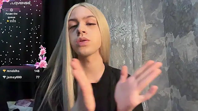 kirasoon Live XXX-Chat