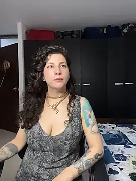 Chat +18 de Juli_cherrypie ao vivo