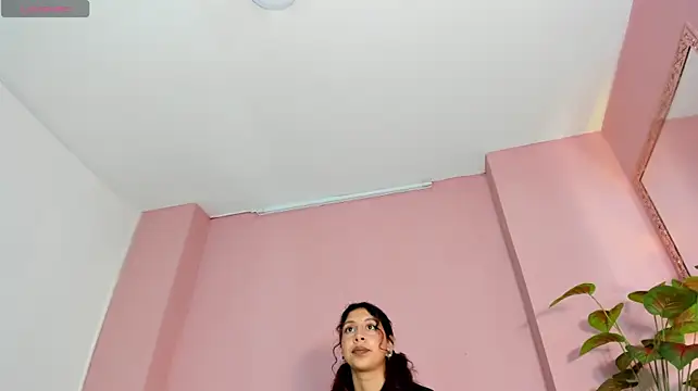 alejita_machado's Live XXX Chat