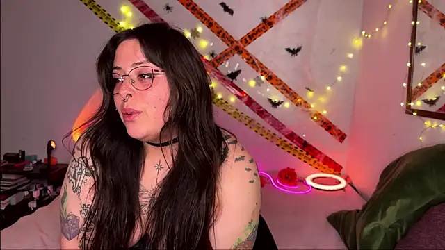 Chat XXX ao vivo de Mizztikaa