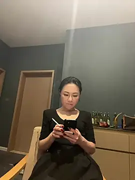 Eva10069 即時 XXX 聊天