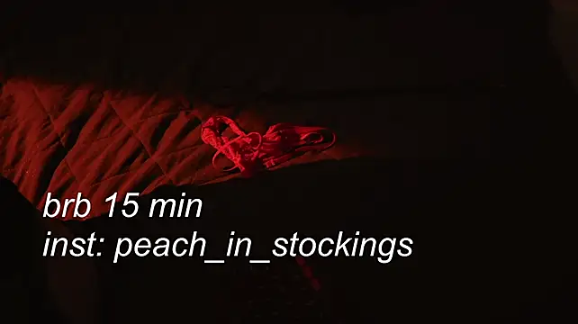צ'אט XXX בשידור חי של peach_in_stockings