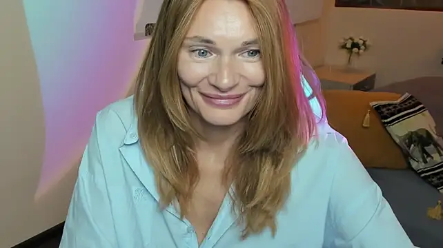 MistyBarnes' Live XXX Chat
