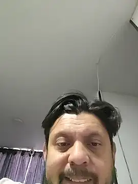 tomtime1 – Naživo XXX chat