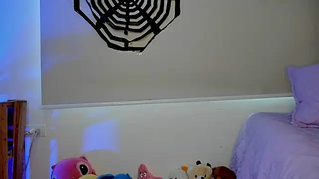 TANIA_06's Live XXX Chat