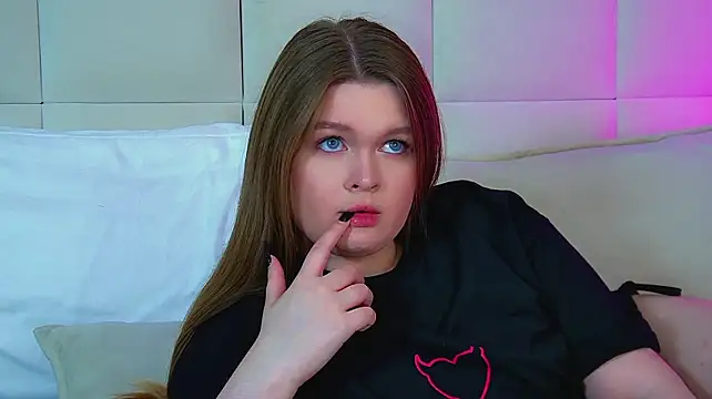 CrystalLyonsn Live XXX chat