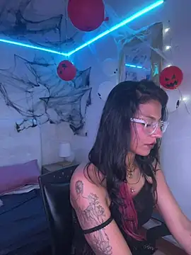 SamathaMay 라이브 XXX 채팅