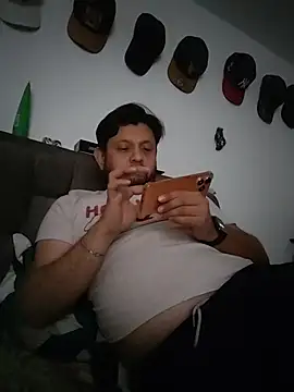 tomtime1 élő XXX-chatje