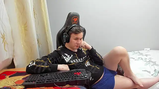 iliaskrislove Live XXX-Chat