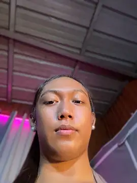 angel_swayne 现场XXX聊天