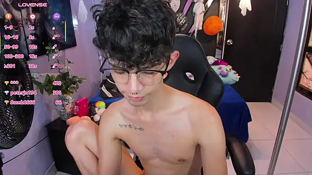 XXX chat uživo modela LiamHeatx