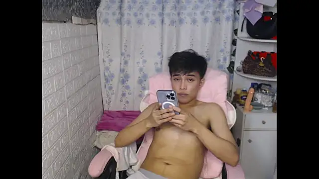 _peachyboyyy 网络视讯表演
