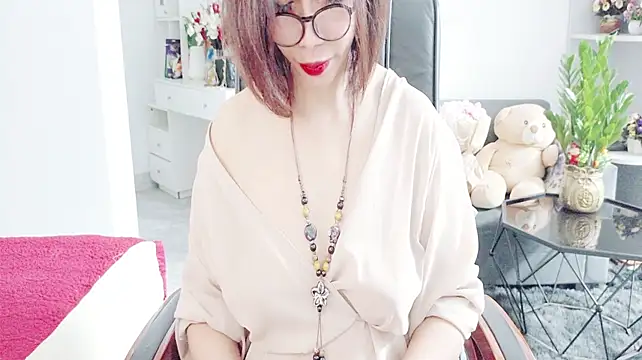 Miu-LeのライブXXXチャット