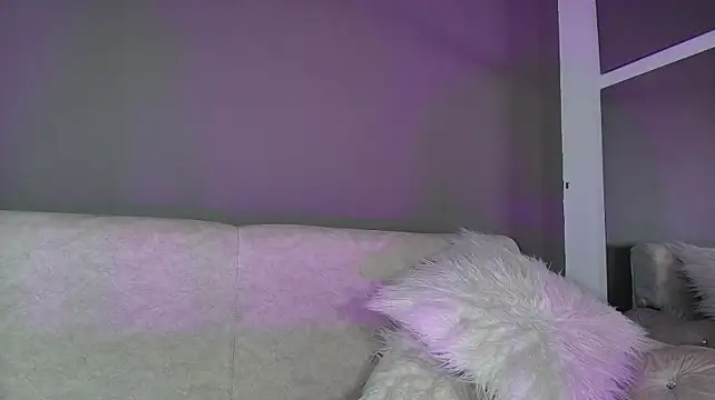 XXX chat uživo modela Zoee_8