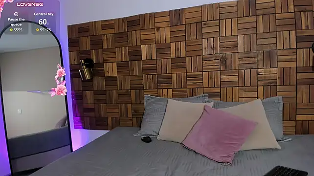 Chat XXX en directo de madydoll_