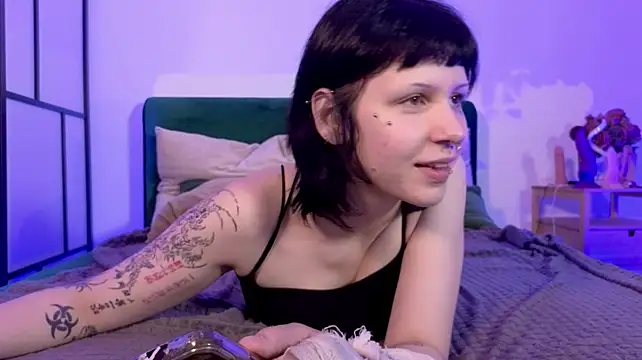 Ashley_Alt Adlı Modelin Canlı XXX Sohbeti