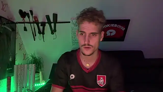 دردشة Cookieboy88 الجنسية المباشرة