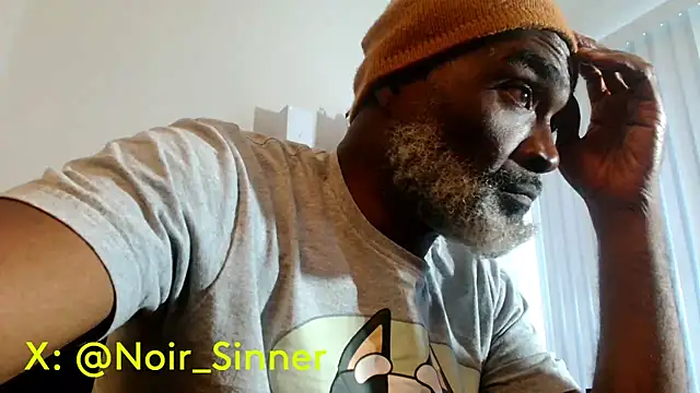 sinnernoir Adlı Modelin Canlı XXX Sohbeti
