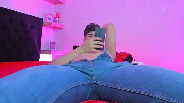 Chat XXX Live camilo_model