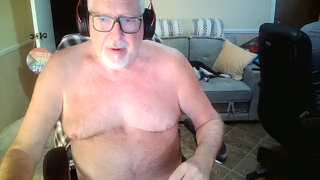 Онлайн чат XXX superbearboss