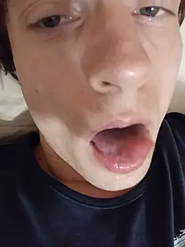 Samuel000000 Live XXX Chat