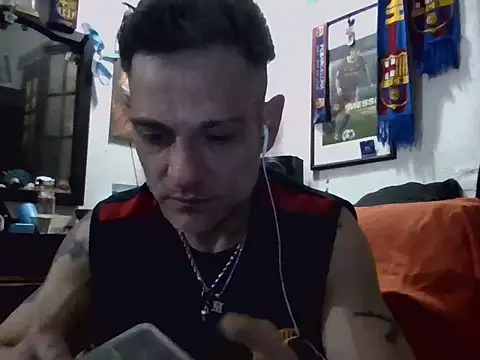SexyStrp live XXX chat