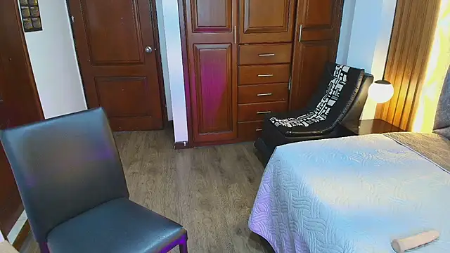 צ'אט XXX בשידור חי של Ambarross_
