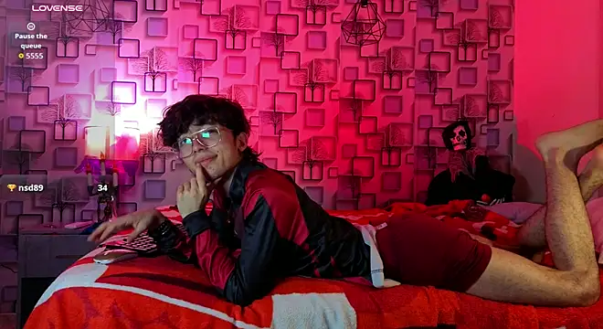 Twink_Sebas7: онлайн-секс-чат