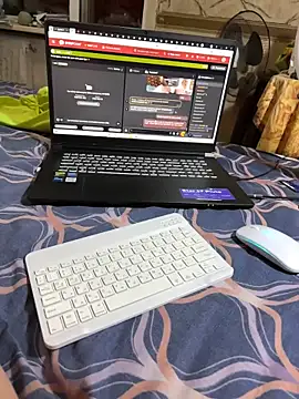 Sextigr2003 Live XXX-chat