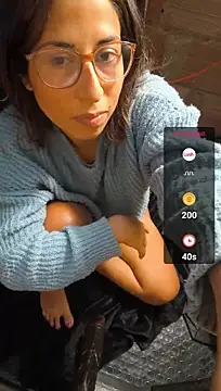 MirandaSinglen Live XXX chat