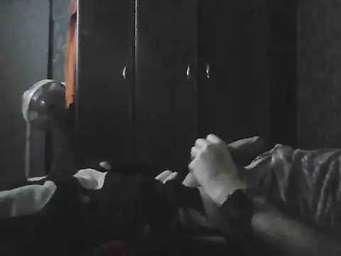 Cucuredred Chat XXX in diretta