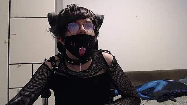 FemboyMiles live XXX chat