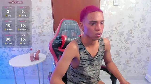 luccas_lowee XXX чат на живо