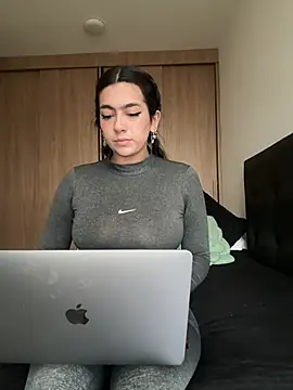 Chat XXX ao vivo de Nicollemays
