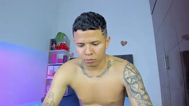 Chat XXX en directo de StevenSmith18