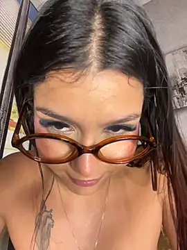CherrySmirkXXX Live XXX-chat