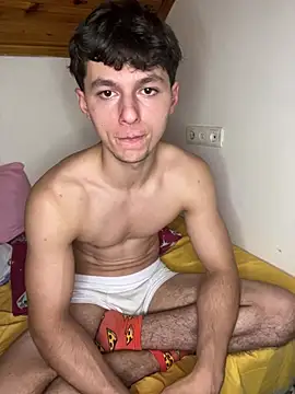 Chat +18 de crazyboyy3 ao vivo