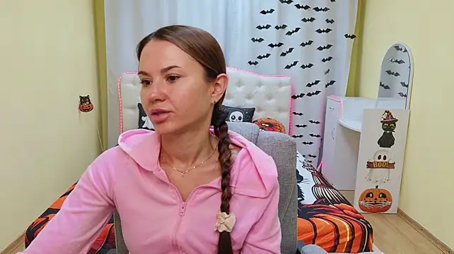 KaraCriegs' Live XXX Chat