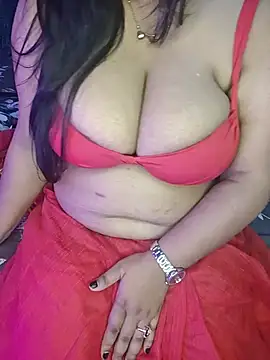 Curvy_Pooja Live XXX-Chat