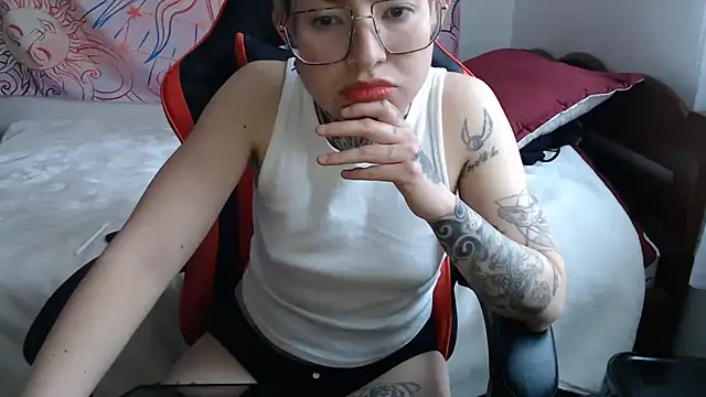 ArrangedFoot Live XXX Chat