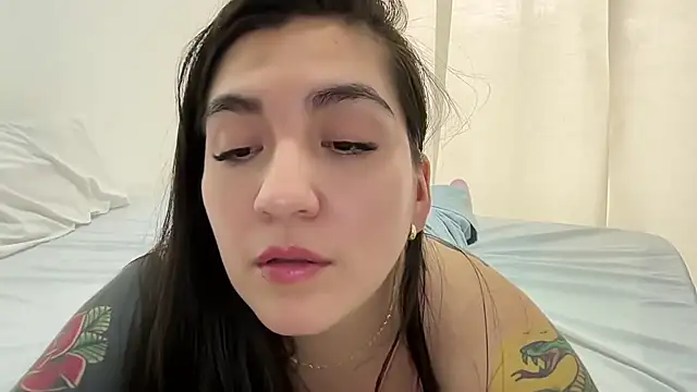 KathiaJenner's Live XXX Chat