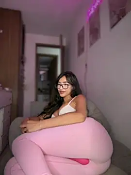 DulceLenns Chat XXX in diretta