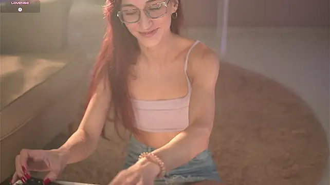 LeyaAtwoodn Live XXX chat
