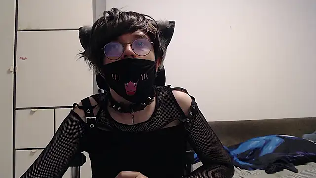 FemboyMiles – Naživo XXX chat