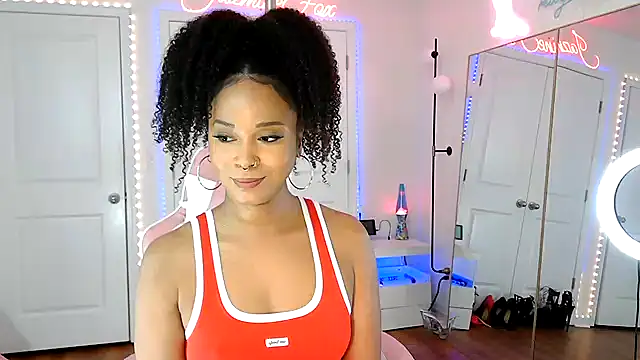 JazmineFoxx 现场XXX聊天