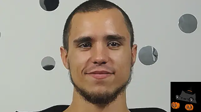 Chat XXX ao vivo de Avgust__